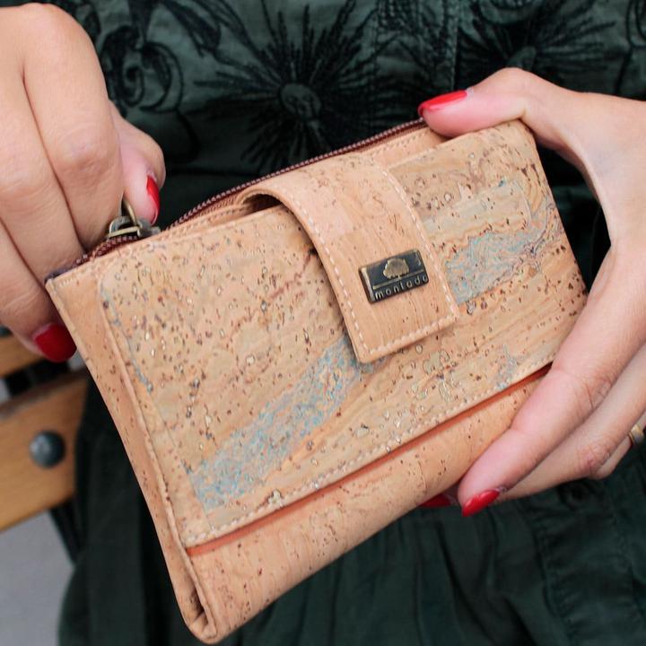 Actual product image Montado Map Shift M" wallet