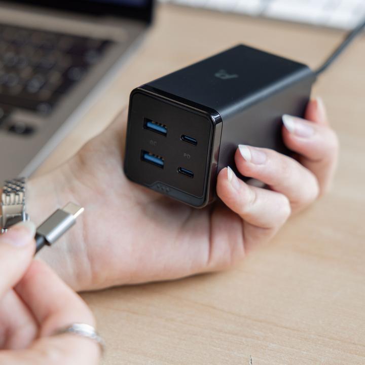 Actual product image Digitec GaN 4-Port Desktop Charger (120 W)
