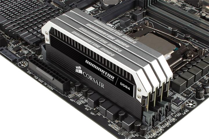Produktbild Corsair Dominator Platinum (2 x 8GB, 3000 MHz, DDR4-RAM, DIMM)