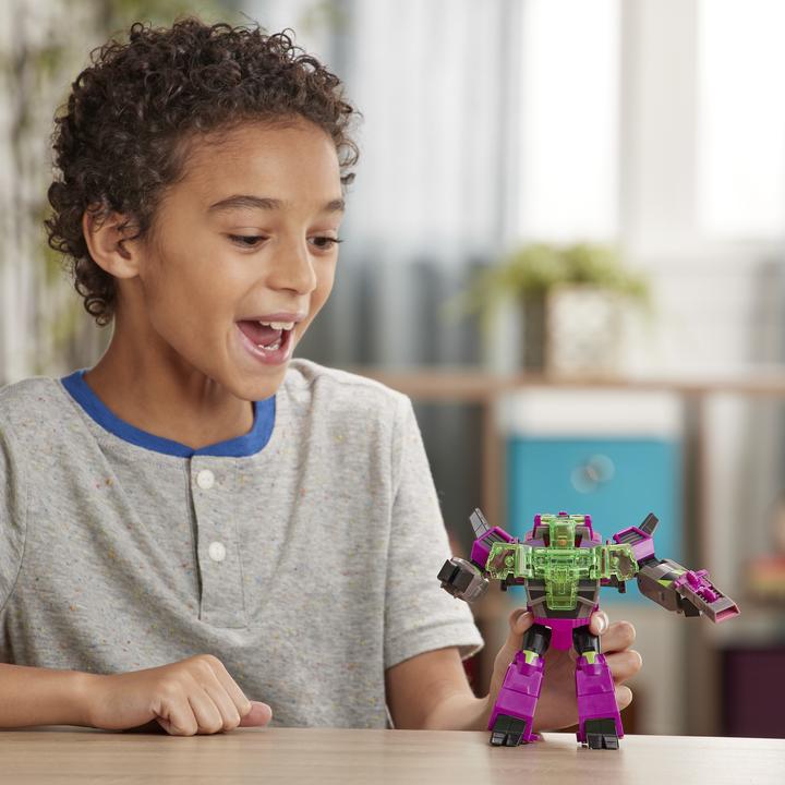 Immagine prodotto Transformers Cyberverse UlTransformers