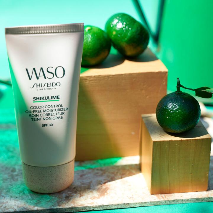 Produktbild Shiseido Waso - Shikulime Color Control Oil-Free Moisturizer (50 ml, Tagescreme, SPF 30)