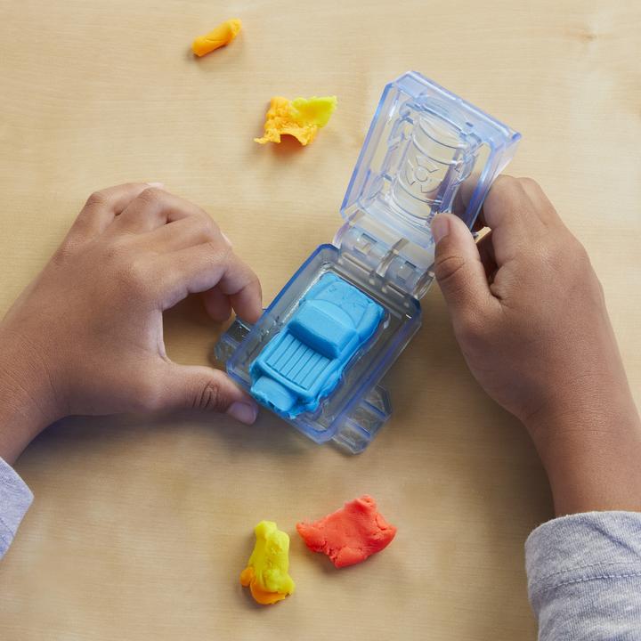 Actual product image Play-Doh Hulk squeeze butterfly fun