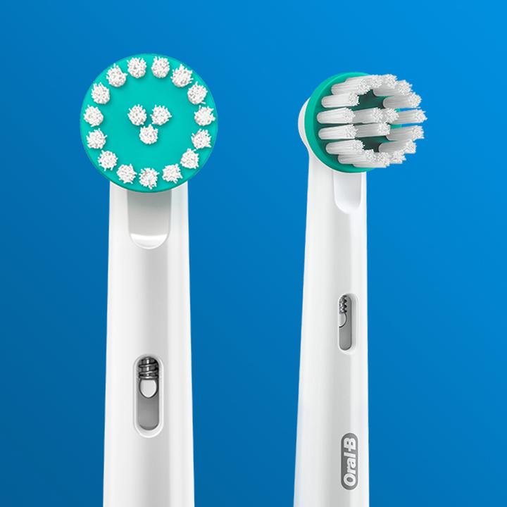 Actual product image Oral-B Ortho Care Essentials Kit (3 x)