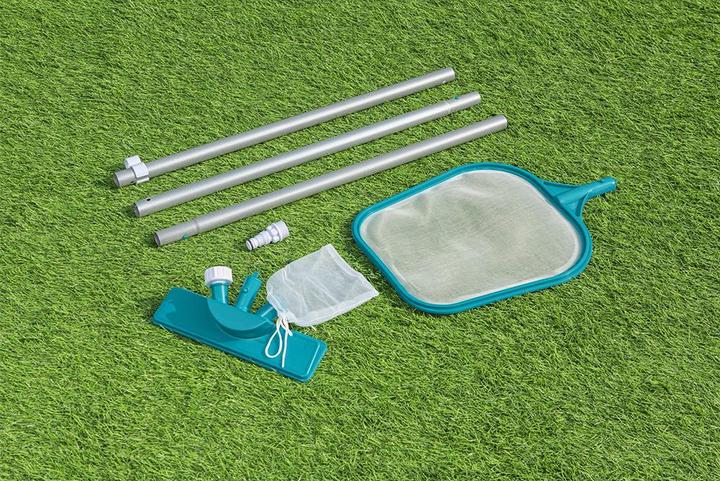 Actual product image Bestway Pool cleaning kit