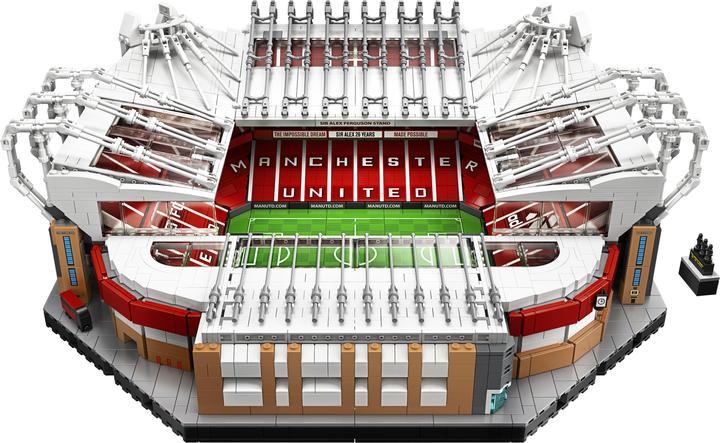 Image du produit LEGO Old Trafford - Manchester United (10272, LEGO Creator Expert, LEGO difficiles à trouver)