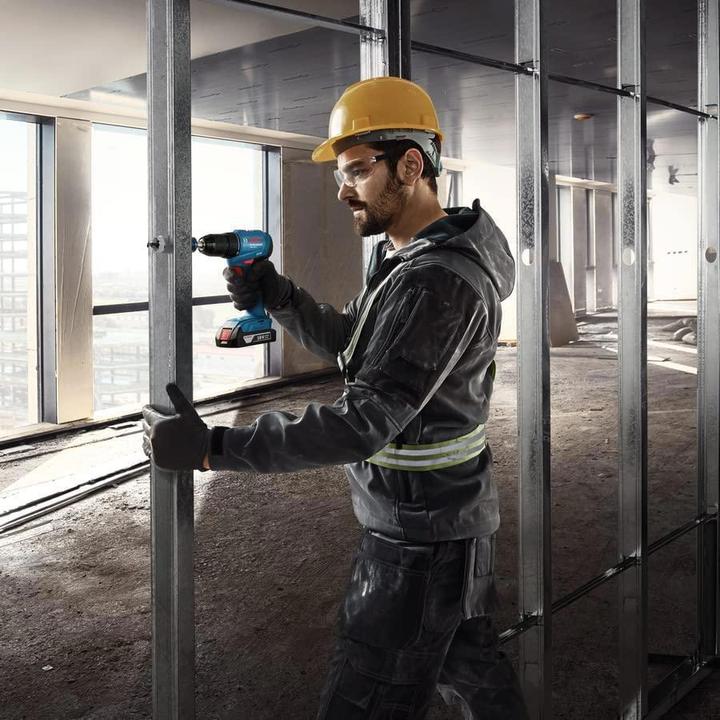 Image du produit Bosch Professional Perceuse-visseuse à percussion (Fonctionnement sur batterie)