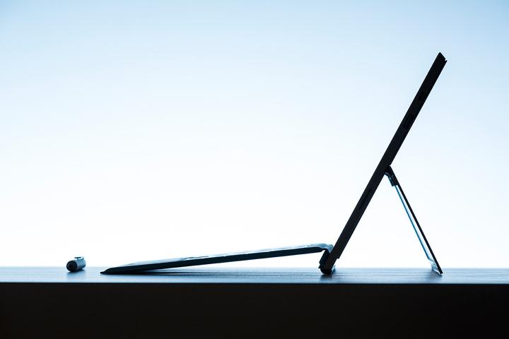 Produktbild Microsoft Surface Pro 3, 128GB SSD (12", Intel Core i5-4300U, 4 GB, 128 GB)