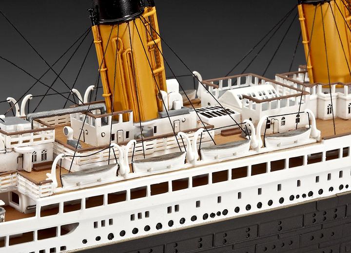 Image du produit Revell Coffret cadeau 100 ans de Titanic