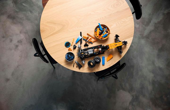 Produktbild LEGO McLaren Formel 1 Rennwagen (42141, LEGO Technic, LEGO Seltene Sets)
