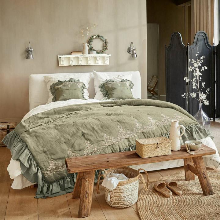 Actual product image Loberon Quilt Therese green (H, 240 cm)