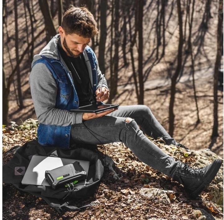 Produktbild GreenCell Ladegerät und Starthilfe Powerbank (16000 mAh, 80 W, 59.20 Wh)