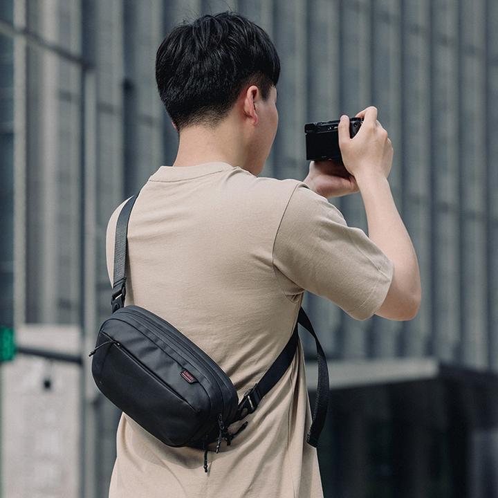 Image du produit Ulanzi Sac de voyage Traker (Sacoche de hanche pour appareil photo, Sac à bandoulière pour appareil photo)