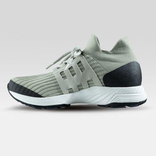 Actual product image UYN Wander (41)