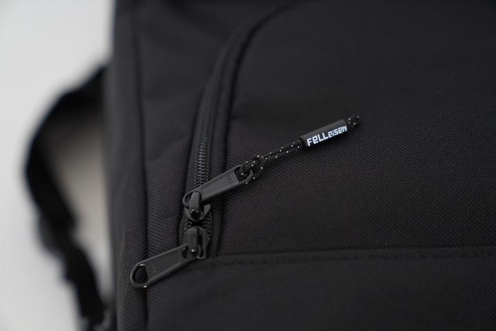 Actual product image Felleisen Set of 4 VWCalifornia Beach bags (2xTr ger, 4x BasicONE)incl. thermal mats in black (24 l)