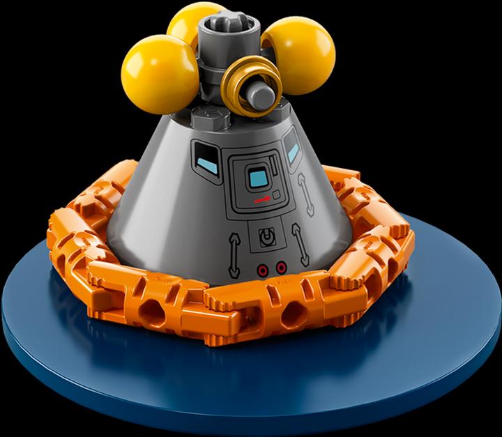 Immagine prodotto LEGO Saturno V Apollo della NASA (92176, LEGO Ideas, Set LEGO rari)