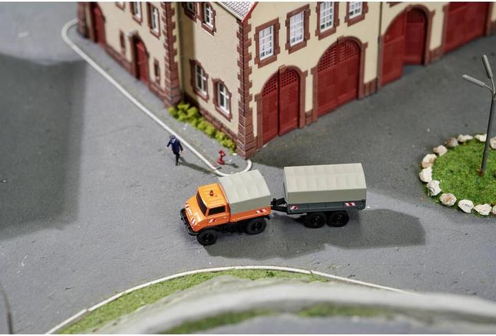 Produktbild Carson Modellsport 1:87 Planenanhänger für Unimog 1:87 Anhänger