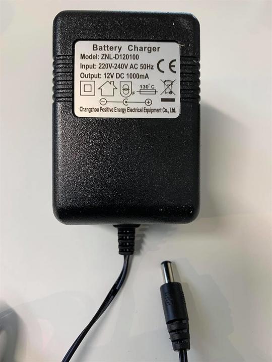 Image du produit Azeno Chargeur (12 V)