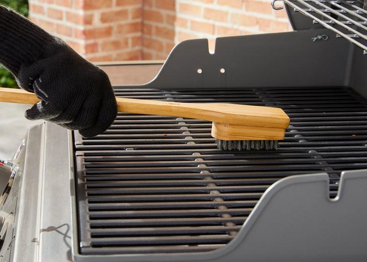 Actual product image Weber Grill brush (46 cm)