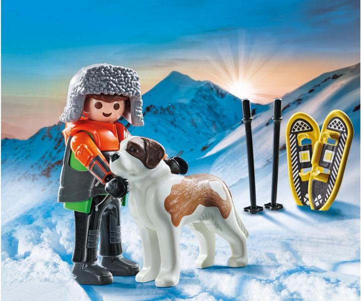 Actual product image Playmobil Hiker with St Bernard dog (71741, Playmobil My Life)