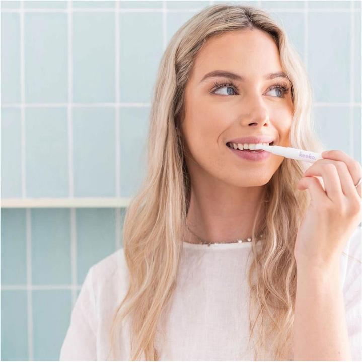 Actual product image Keeko. Herbal tooth whitening pen