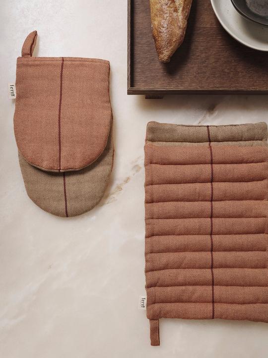 Immagine prodotto Ferm Living Titolare di Ito (100% cotone organico. Imbottitura resistente al calore in poliestere riciclato)