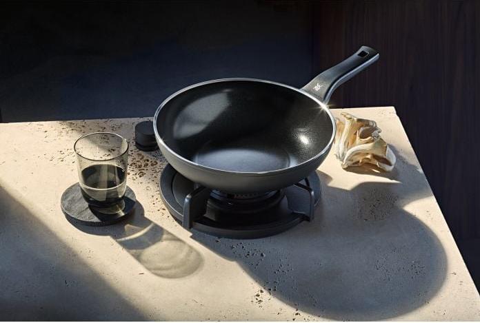 Produktbild WMF CeraDur Plus (28 cm, Wok Pfanne, Aluminiumguss)
