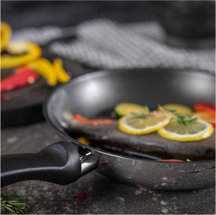 Image du produit Kuhn Rikon Étoile d'argent (24 cm, Poêle à frire, Fonte d'aluminium)