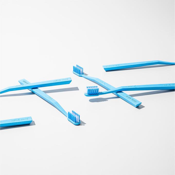 Produktbild Alpine White Toothbrush (Weich, 1 x)