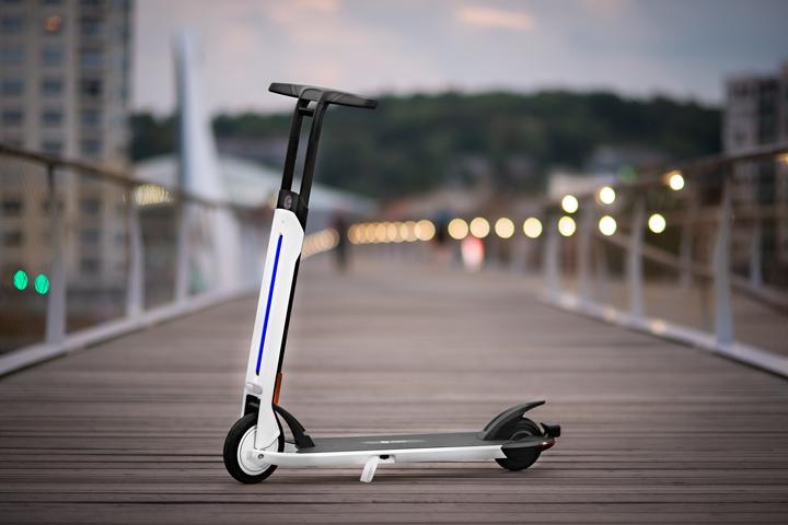 Produktbild Segway-Ninebot T15E (20 km/h, 12 km, 250 W)