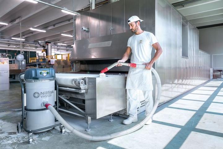 Immagine prodotto Nilfisk Aspirapolvere industriale VHS120CB CHP All-In-One (Aspirapolvere a umido e a secco)