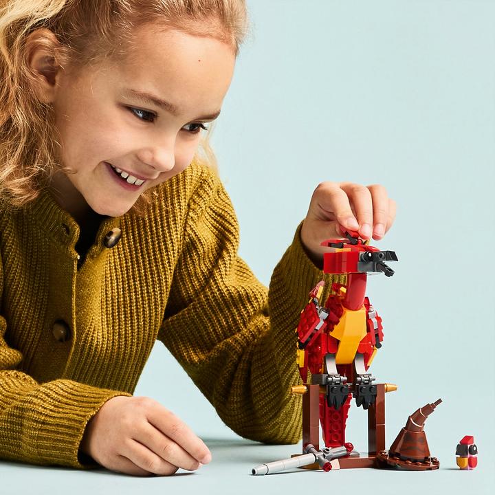 Actual product image LEGO Fawkes: Dumbledores Phönix (76448, LEGO Harry Potter)