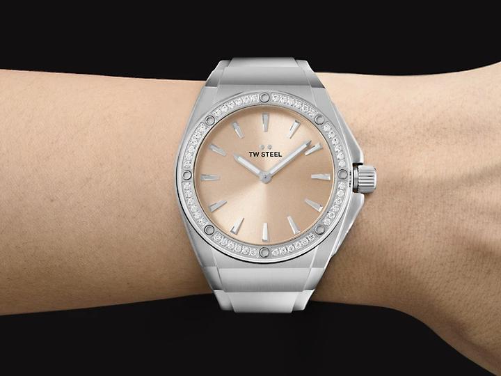 Immagine prodotto TW-Steel TW Steel CE4032 CEO Tech Donna 38 mm 10ATM (Orologio da polso analogico, 38 mm)