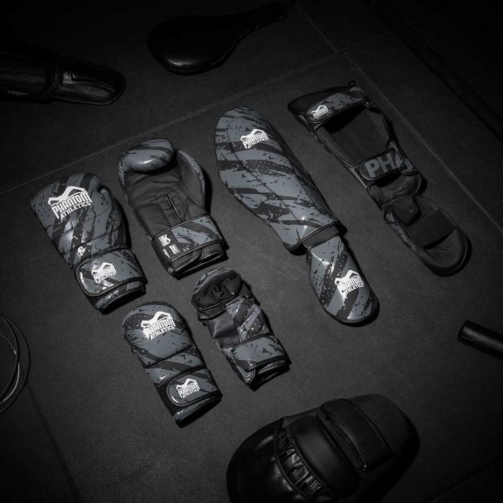 Actual product image Phantom Athletics Boxing gloves Camo Tiger (14 OZ, One size)