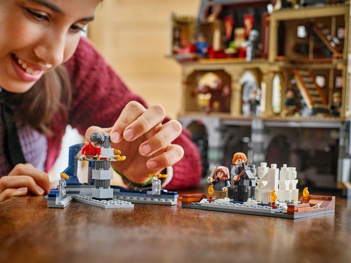 Actual product image LEGO Schloss Hogwarts: Der Hauptturm (76454, LEGO Harry Potter)