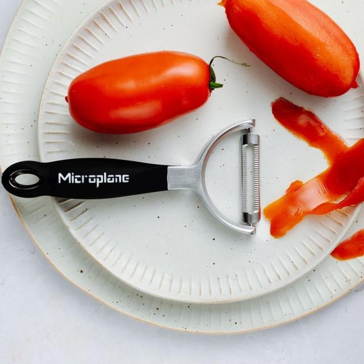 Actual product image Microplane Professional Y peeler