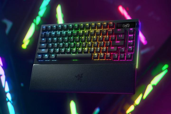 Produktbild Razer BlackWidow V4 Pro (Eng. Int., Kabellos, Kabelgebunden)