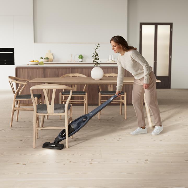 Image du produit Electrolux Cuisinière encastrable EH7L4CN Chrome