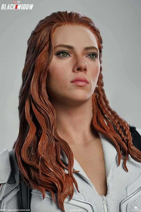 Image du produit Queen Studios Black Widow "Black Widow - Snow Suit Edition" Statue 1/4
