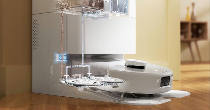 Actual product image Roborock S8 MaxV Ultra (Vacuum mopping robot)