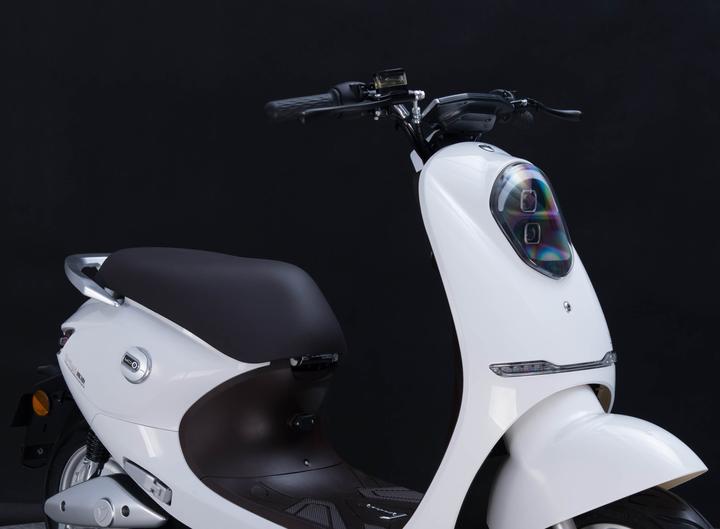 Produktbild Yadea C-Umi (45 km/h, 1200 W)