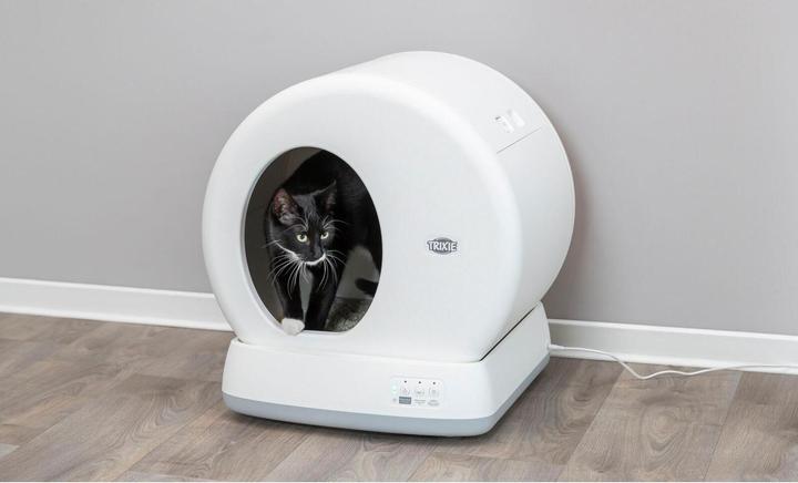 Actual product image Trixie Self Cleaning Cat Litter Box (Self-cleaning litter tray)