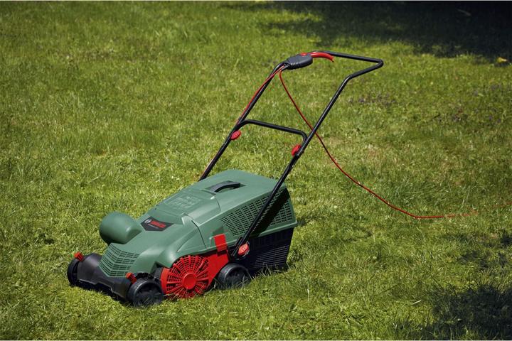 Produktbild Bosch Home & Garden Moosrupfer UniversalRake 900