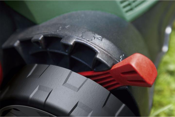Produktbild Bosch Home & Garden Moosrupfer UniversalRake 900