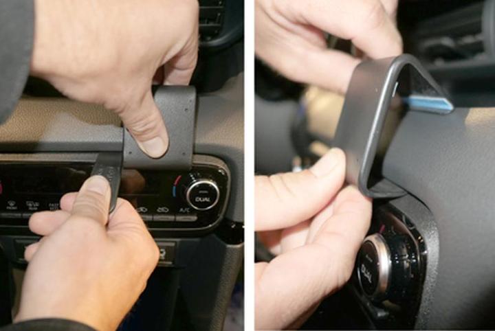 Actual product image Brodit ProClip Toyota Yaris Bj. 21