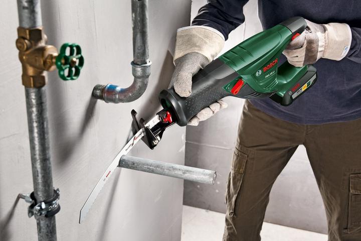Produktbild Bosch Home & Garden Akku-Säbelsäge PSA 18 LI