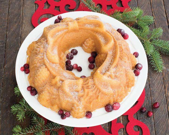 Actual product image Nordic Ware Holiday Wreath Pan (29.20 cm)