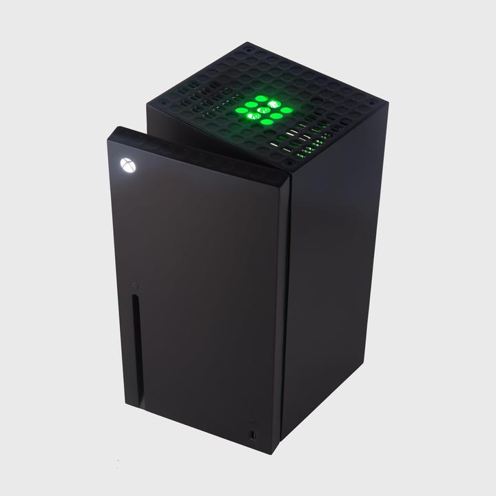 Actual product image Ukonic Xbox Series X: Mini Fridge (10 l)