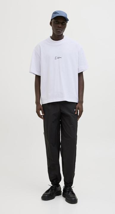 Image du produit Jack & Jones Rückenprint Rundhalsausschnitt T-shirt T-shirt (S)