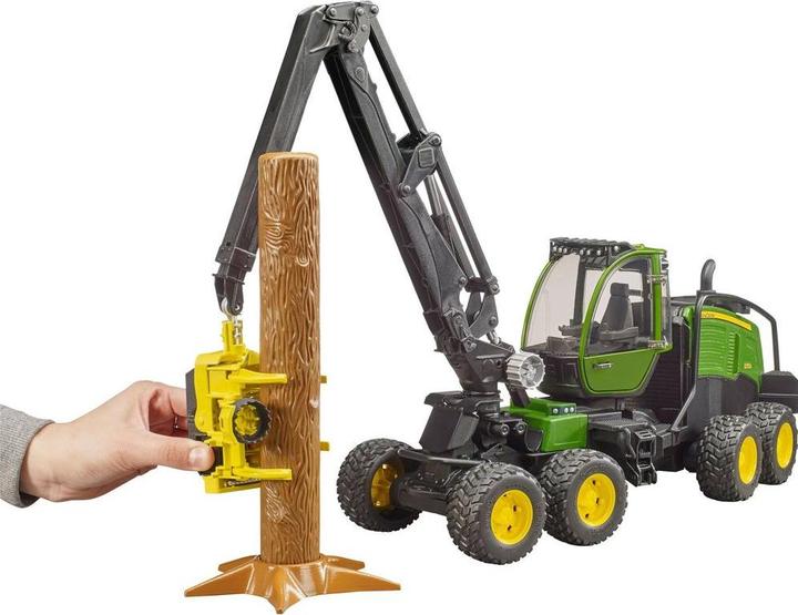 Immagine prodotto Bruder John Deere 1270G Harvester con 1 tronco d'albero