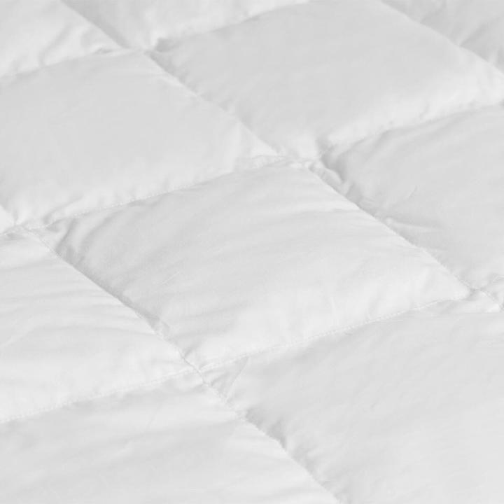 Produktbild DaunenStep Daunendecke Meran leicht, Füllung: 100% Gänsedaunen (240 g, 155 x 220 cm)